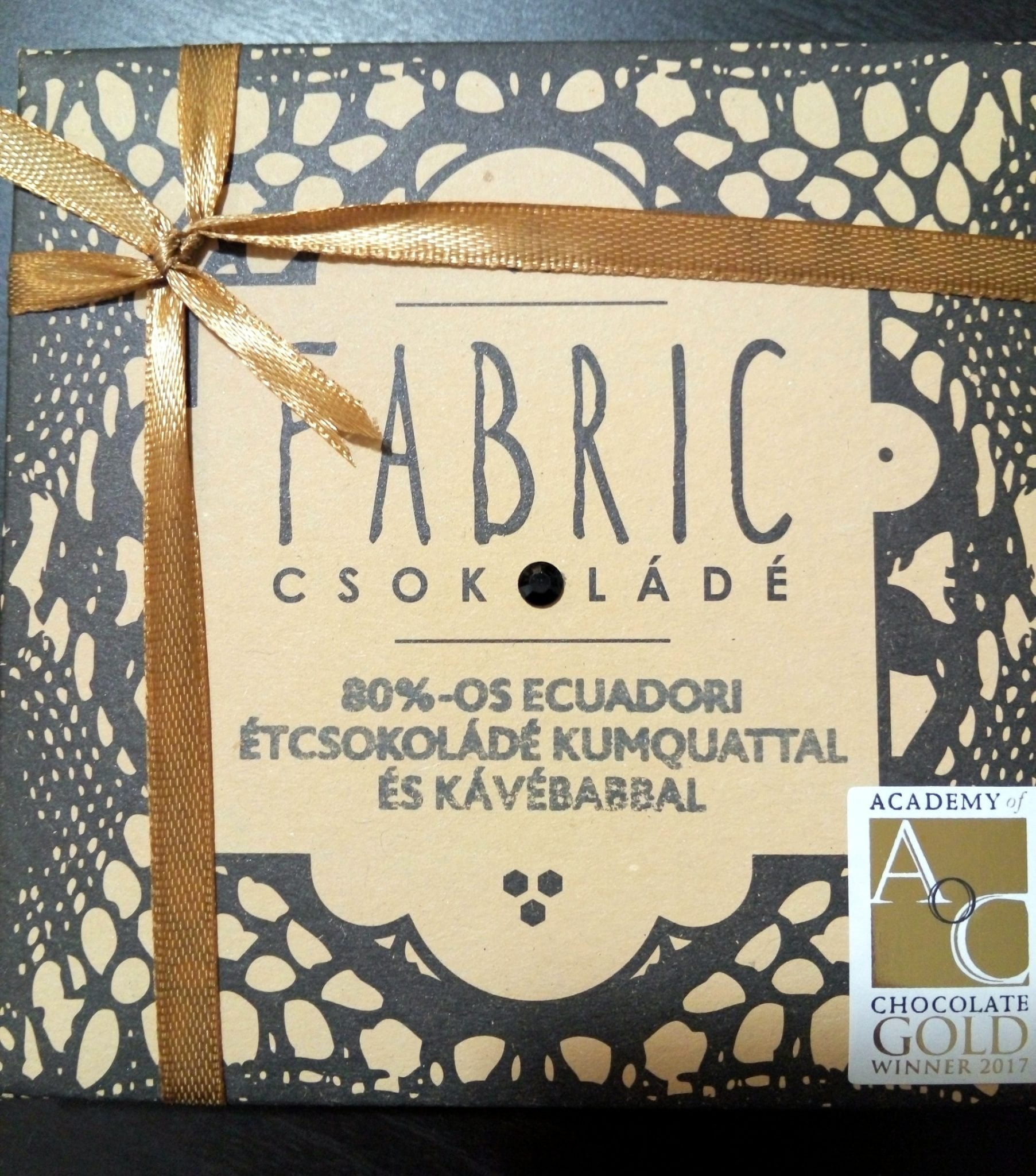 Fabric étcsokoládé 80%-os ecuadorri arriba kakaóból qumquattal és kávéval